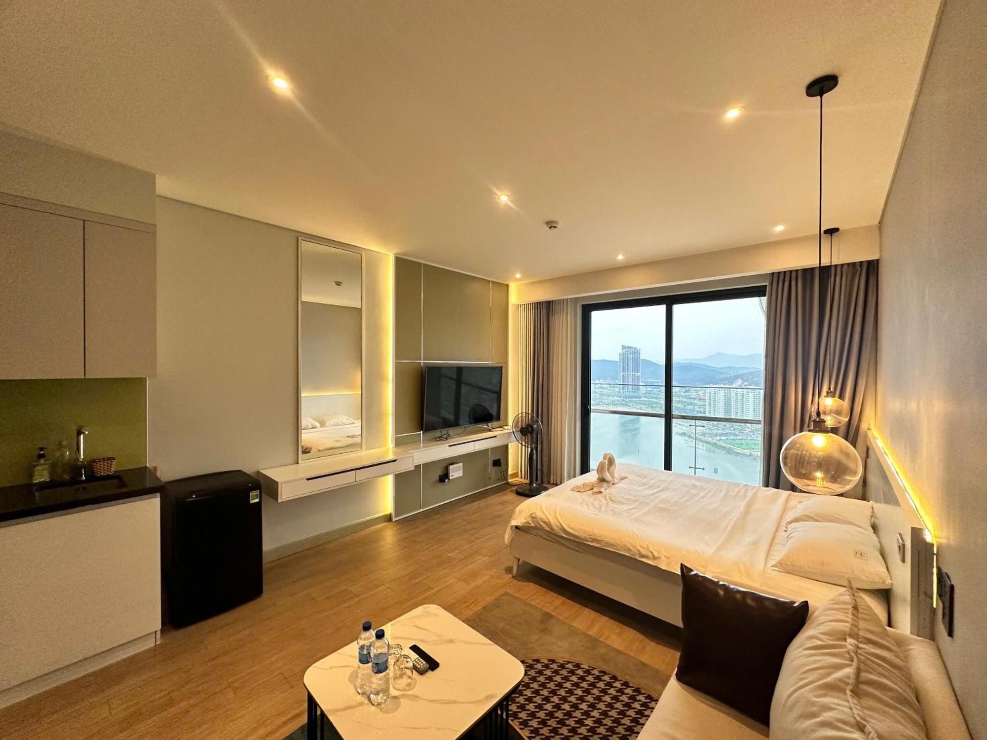 Comzy Ha Long Homestay Экстерьер фото