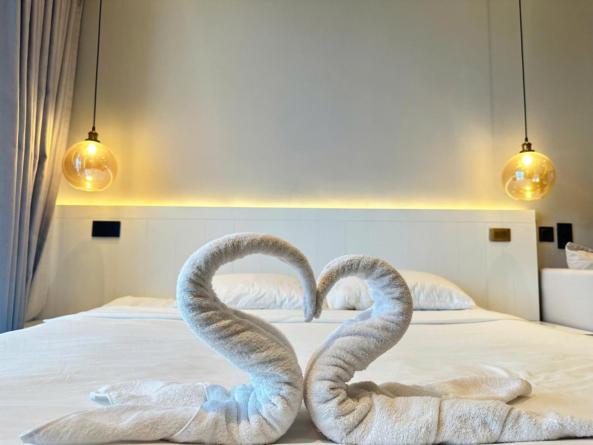 Comzy Ha Long Homestay Экстерьер фото